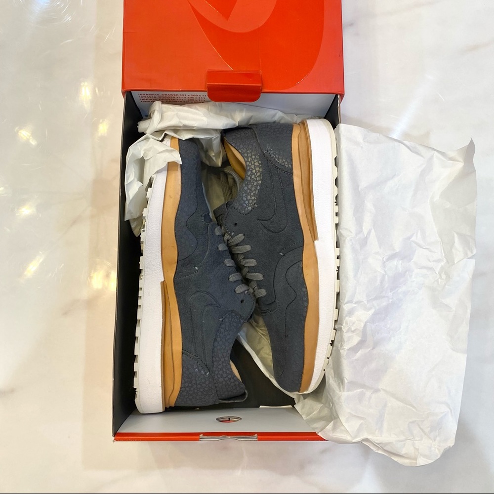 Nike Air Safari Royal Dark Grey size 7.5 men’s